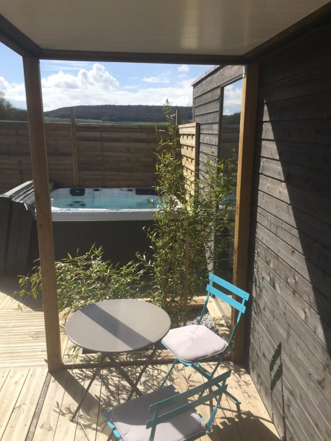 Les Nuits Insolites De La Mothe - Hebergement En Bulle Ou Tiny House Avec Spa Privatif Outremecourt Exterior photo