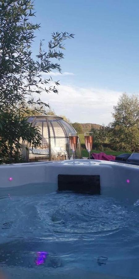 Les Nuits Insolites De La Mothe - Hebergement En Bulle Ou Tiny House Avec Spa Privatif Outremecourt Exterior photo